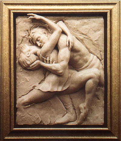 Crescendo Embrace